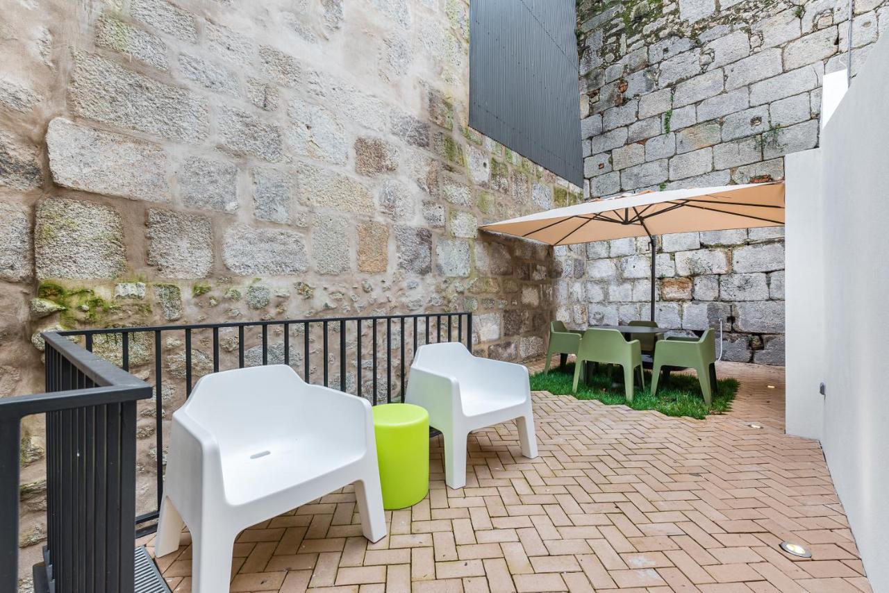 Door 65 - Historical Center Apartments Porto Exterior photo