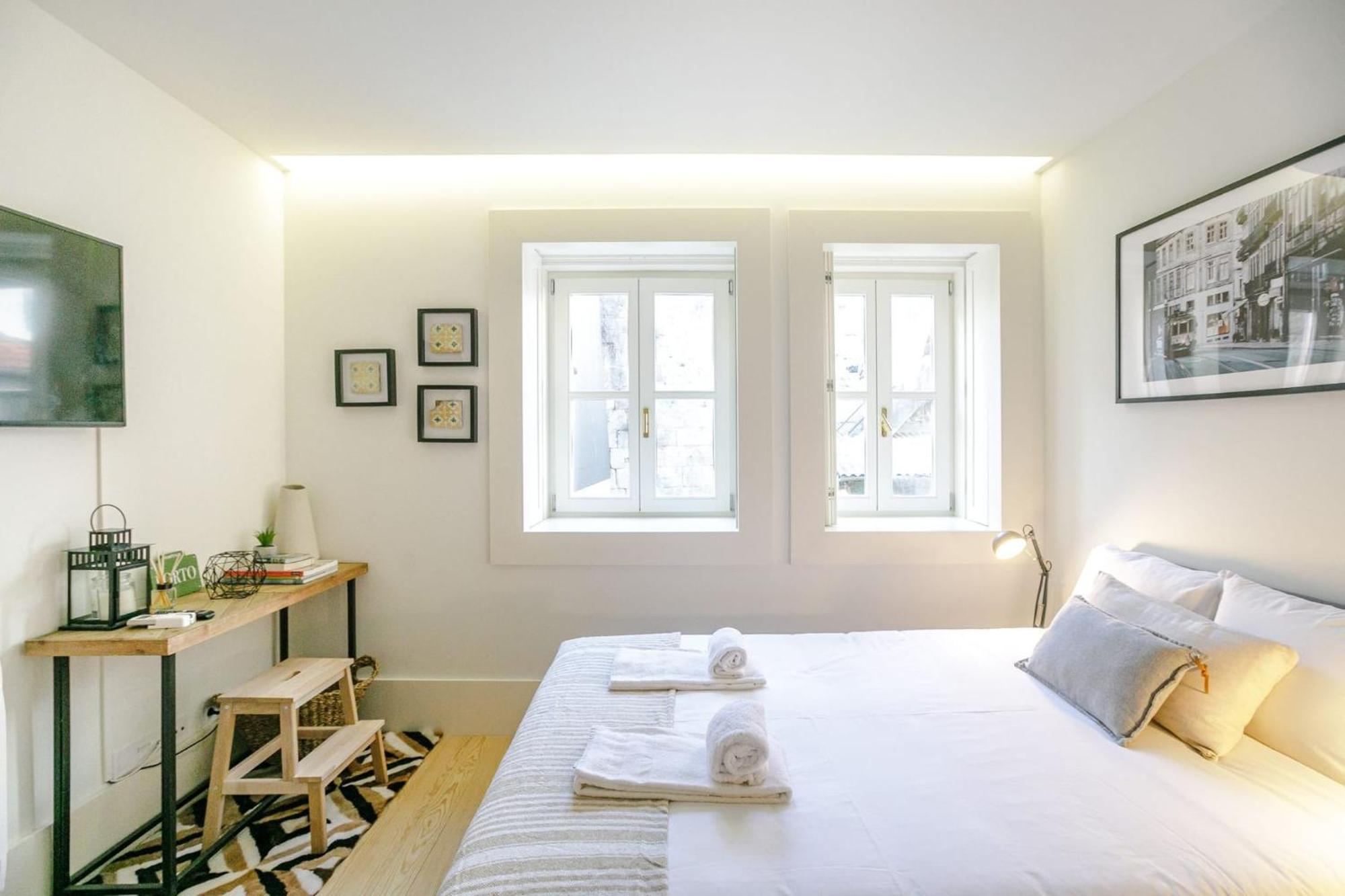 Door 65 - Historical Center Apartments Porto Exterior photo